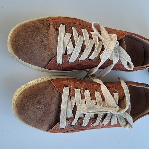 Johnston & Murphy Sneaker Distressed  Suede Leather Size 8 - Picture 11 of 15